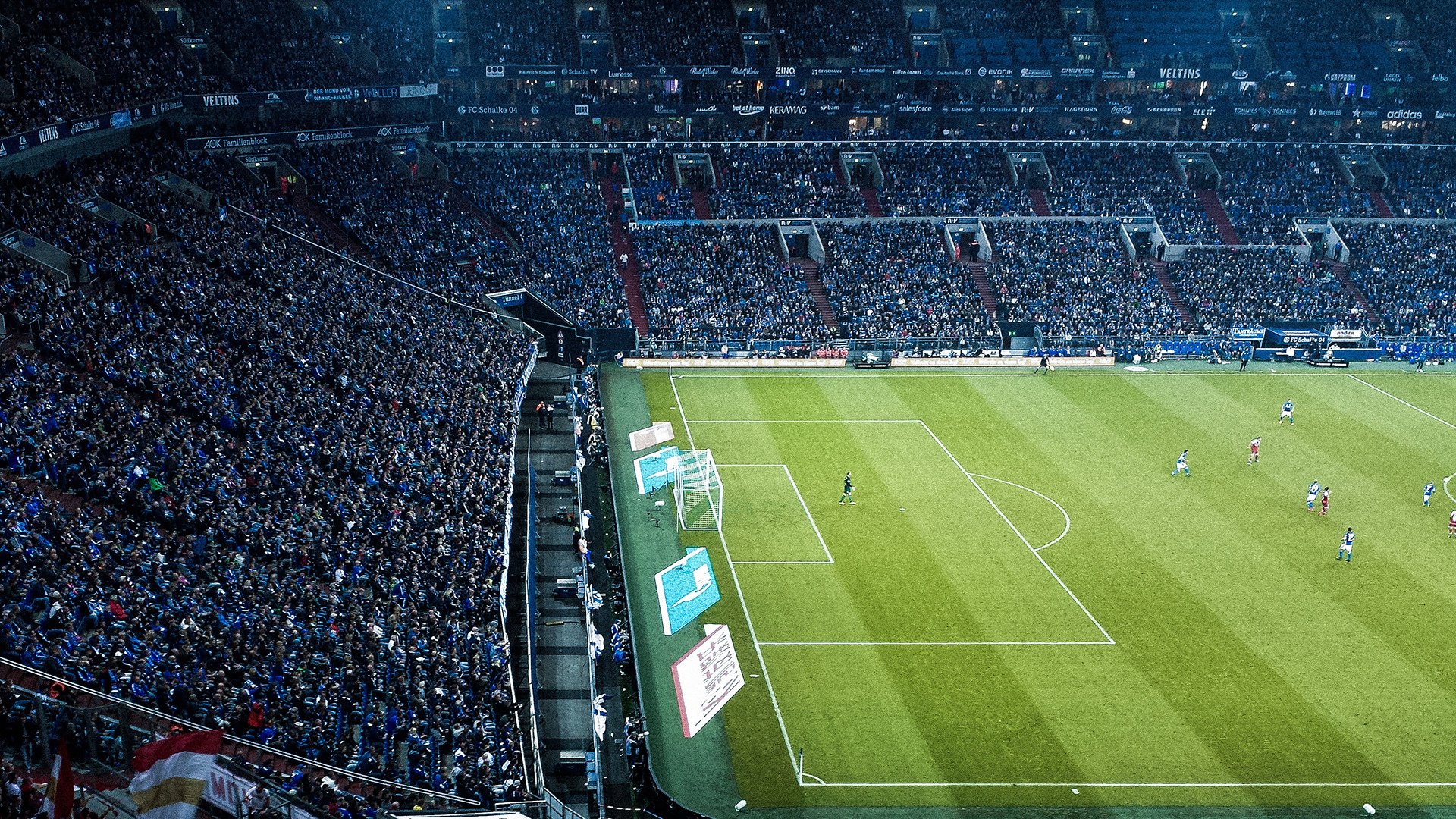 场景还原:世俱杯现场的现场氛围,世俱杯球场